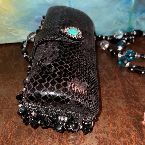 Mary Frances Beaded Shoulder Bag - Picture 8 of 14